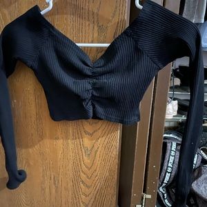 off the shoulder long sleeve crop top